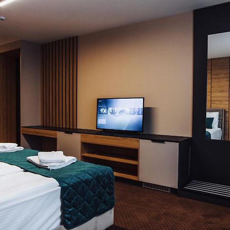 Hotel Brcko Gas Sarajevo Lukavica Eksteriør billede